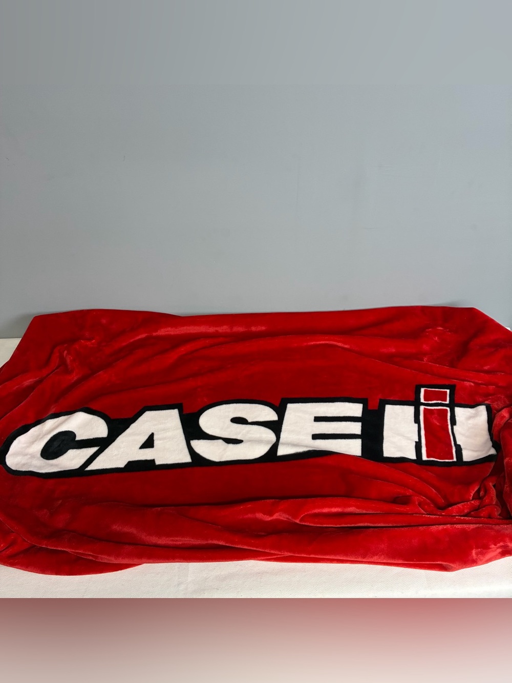 Case IH Throw Blanket approx 50x70 Red Black White Logo Heavyweight Poly Fleece
